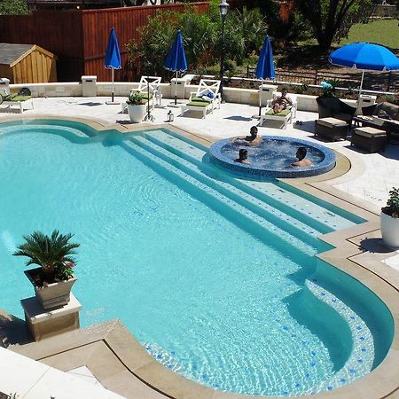 Paradise Resort At Hill Country Buchanan Dam Экстерьер фото